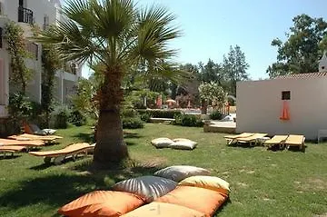 Garden Hotell 3*